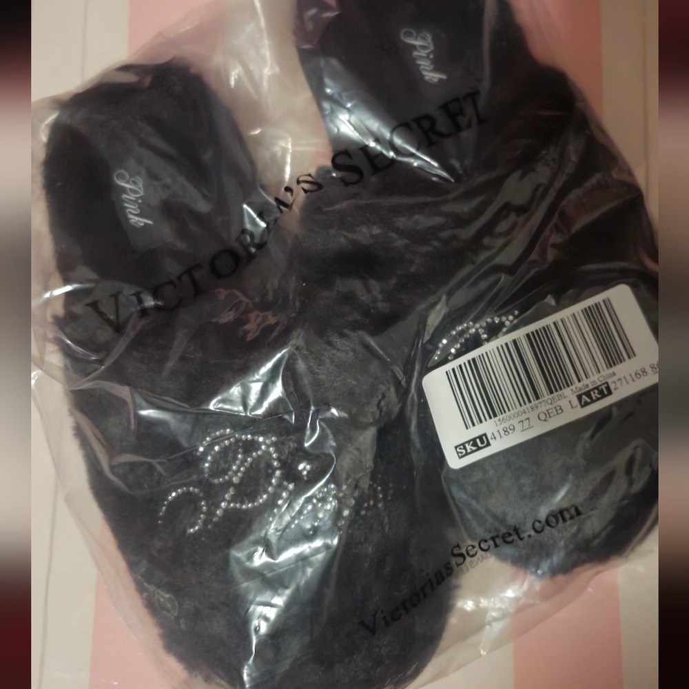 Victoria's Secret PINK Faux Fur Slipper Size Large NWT - Picture 9 of 9
